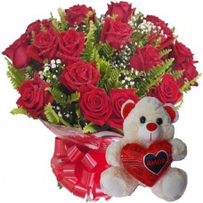 BP25-Buquê 12 Rosas Vermelhas+Urso Coração Amor 15cm