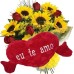 BP34-Buquê 8 Girassóis e 8 Rosas Vermelhas+Coração Grande "Eu Te Amo" 62X34
